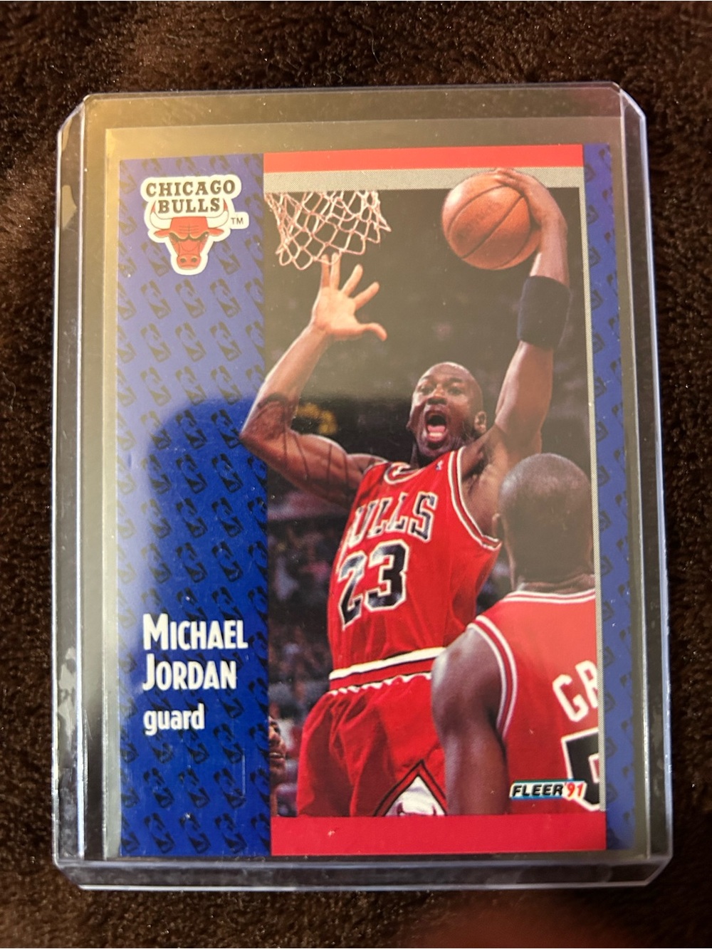 Chicago Bulls Red Basketball Trading Card - Fleer '91